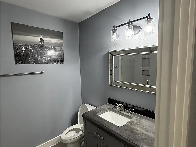 1011 Studemont St #101 — Photo 8
