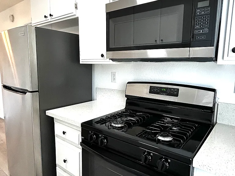 3618 Empire Dr #201 — Photo 5