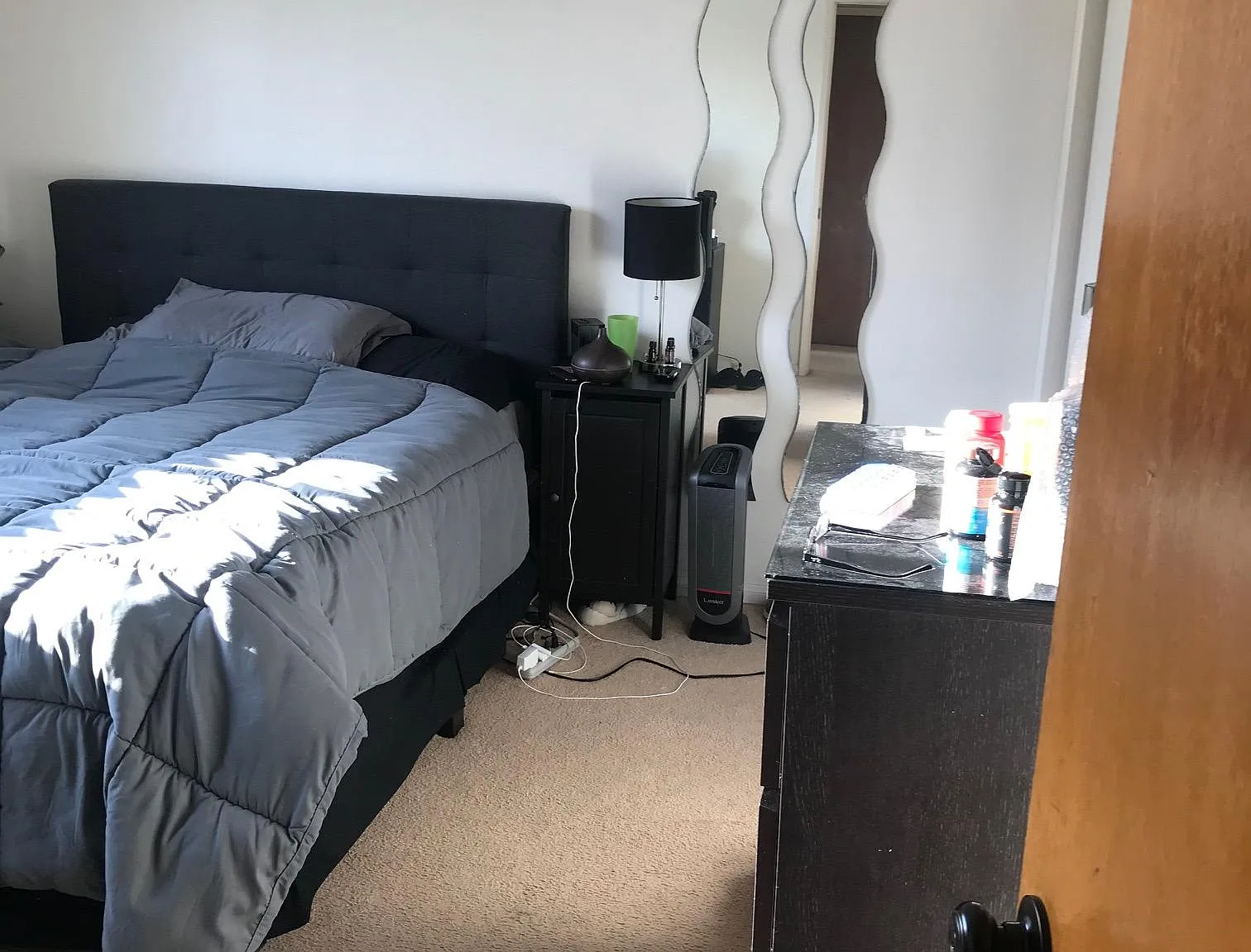 2 bed, 700 sqft, $3,195 — Photo 2