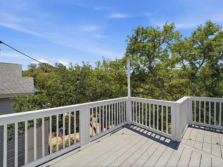 3848 Surry Rd — Photo 27