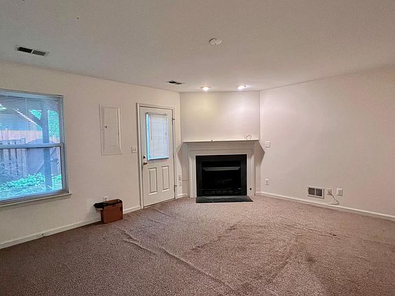 5th image of 2560 James Madison Cir