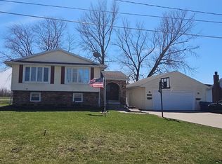 4256 4th Ave, East Moline, IL 61244