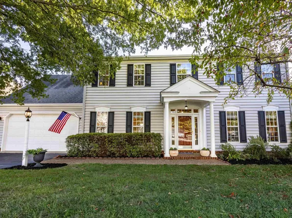 1526 Jarman Lake Rd, Crozet, VA 22932