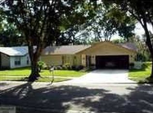 1466 Glengarry Dr, Palm Harbor, FL 34684