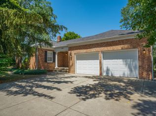 1900 Haslett Rd, Haslett, MI 48840