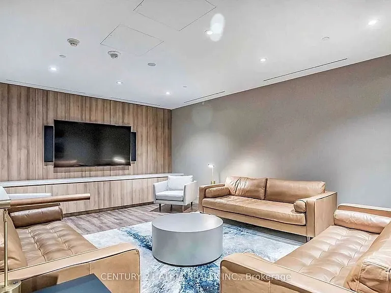 21 Park St E #712 — Photo 28