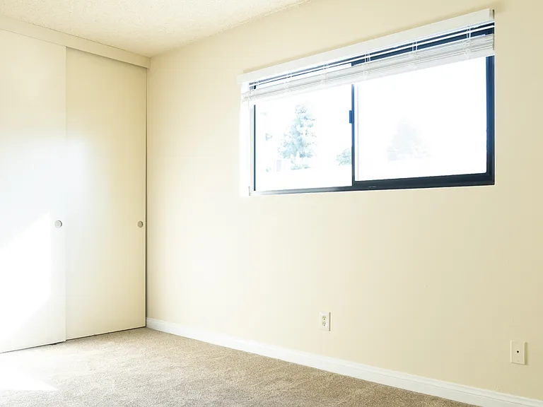 Magnolia Apartments — Photo 11
