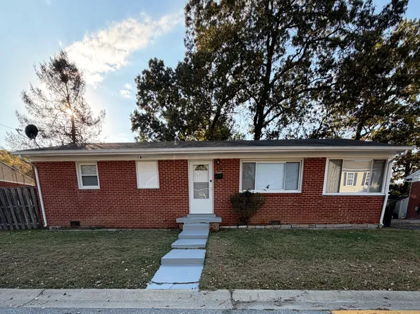 203 Ellerbe Dr, Indian Head, MD 20640