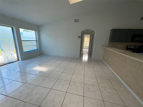 5th image of 840R Ognon Ct