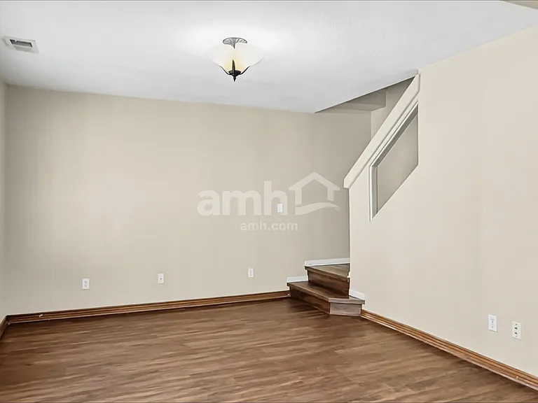 19578 E Randolph Pl — Photo 7