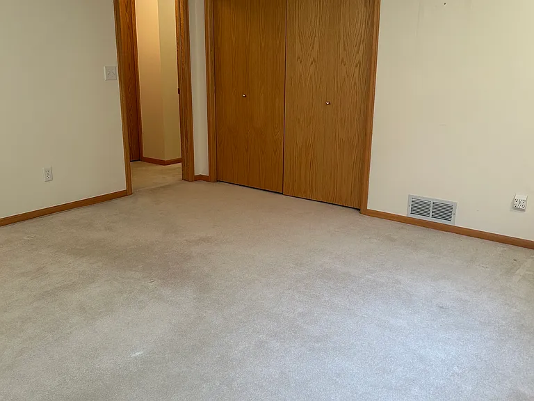 Bedroom/closet