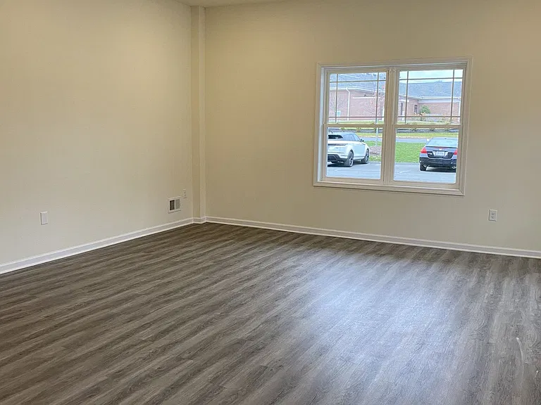175 Troy Schenectady Rd — Photo 9