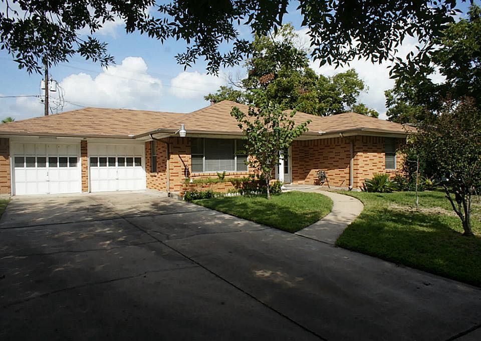 Plenty of space with double wide driveway.