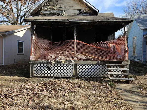 1040 SW Boswell Ave, Topeka, KS 66604