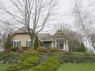 5231 Augustine Pointe Ct, Colgate, WI 53017