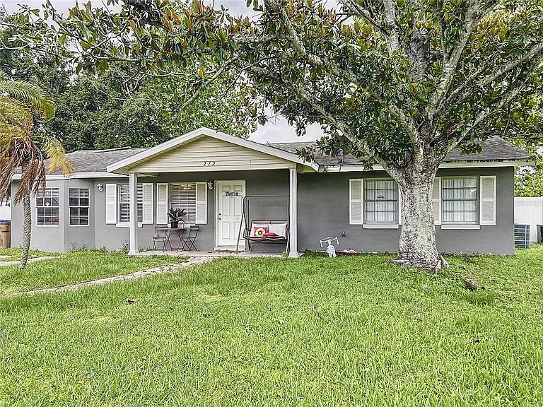 272 Florida Pkwy — Photo 8
