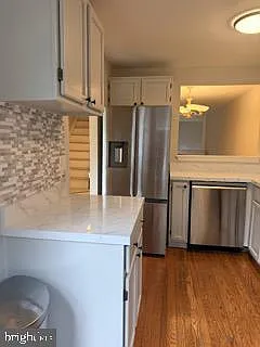 7315 Castleberg Ct — Photo 8
