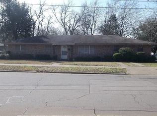 365 W Washington St, Paris, TX 75460