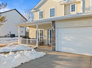 921 10th St SE, Altoona, IA 50009