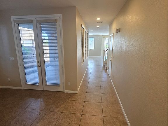 3rd image of 11837 Calle De Sol Dr