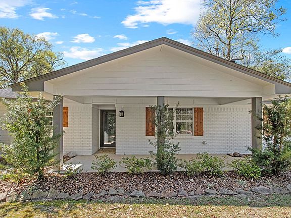 2nd image of 275 Jena Ln