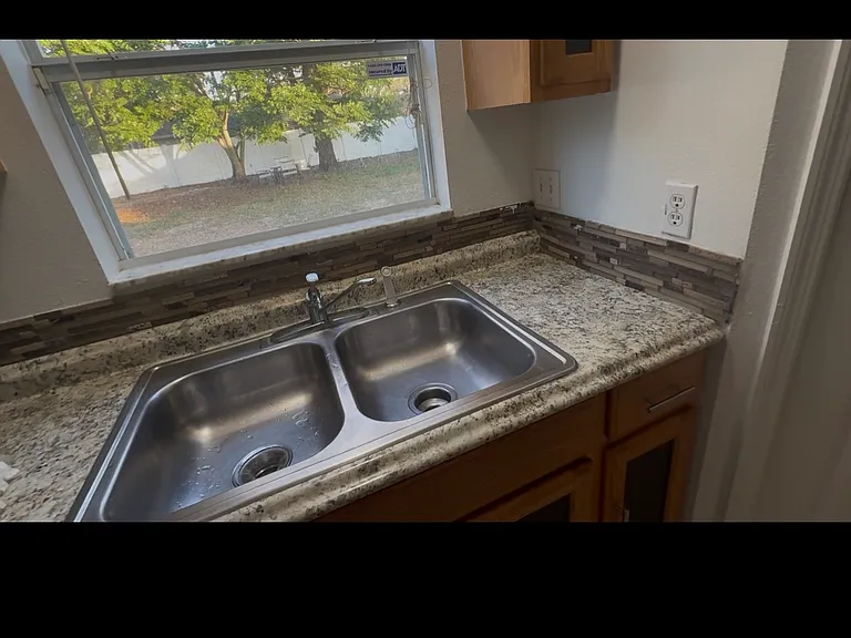 2094 Deltona Blvd — Photo 7