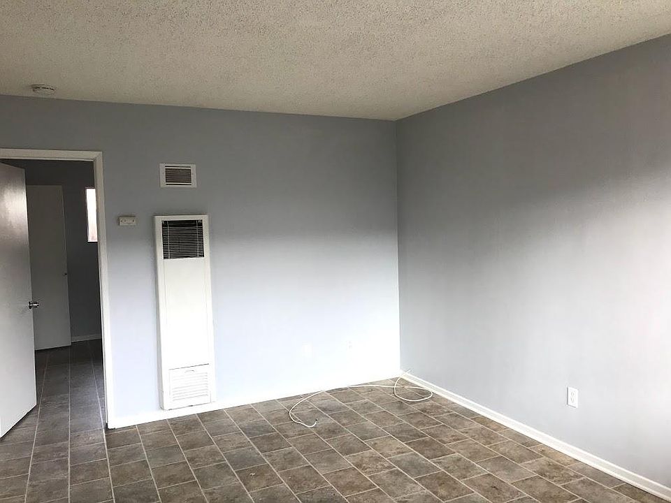 1st image of 2323 1/2 S Catalina St