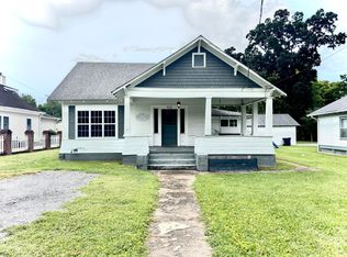 713 Cove Rd, Chickamauga, GA 30707