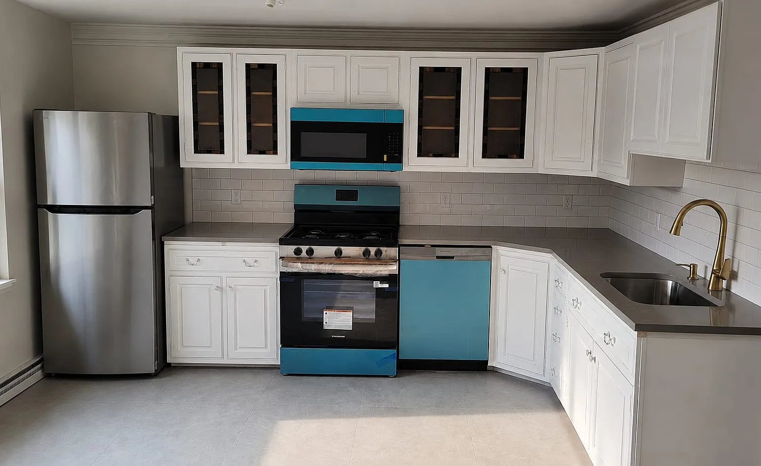 4 bed, $3,750 — Photo 4