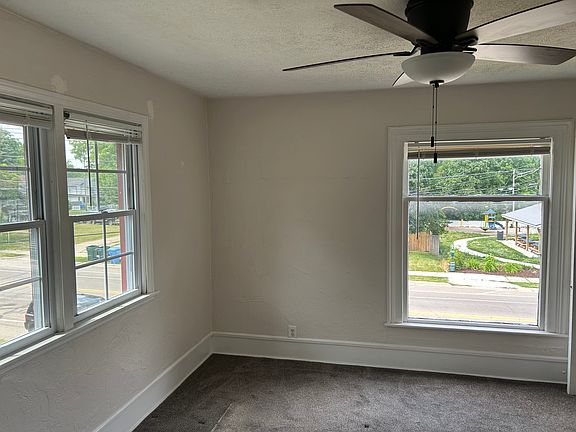 5th image of 115 W Cesar E Chavez Ave #2