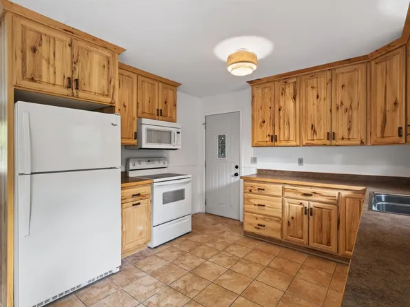 13503 Meredith Dr, Baxter, MN 56425
