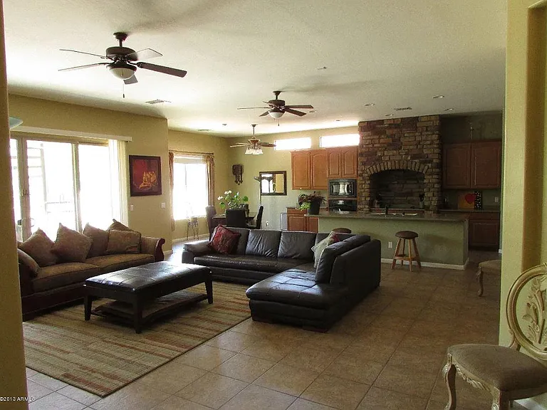 8628 S 21st Pl — Photo 6