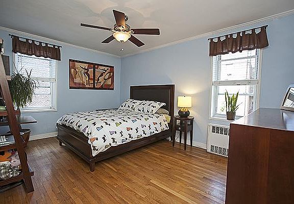 4th image of 35-40 75th St APT 4E