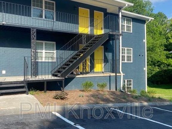 2nd image of 123 Ingersoll Ave APT 3