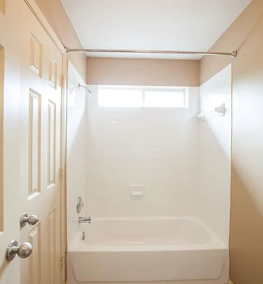 11544 Blackhawk Dr — Photo 5