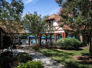 11100 Fox Cove Dr, Charlotte, NC 28273