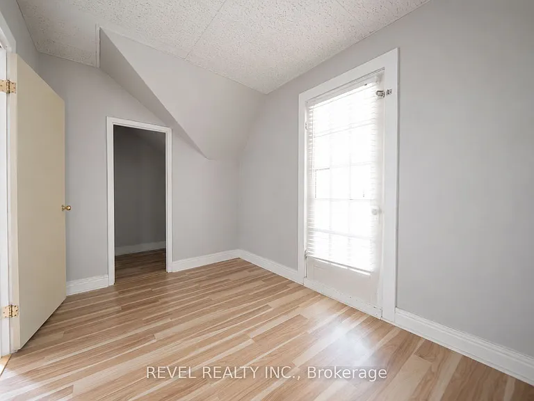 413 Ellis Ave — Photo 17