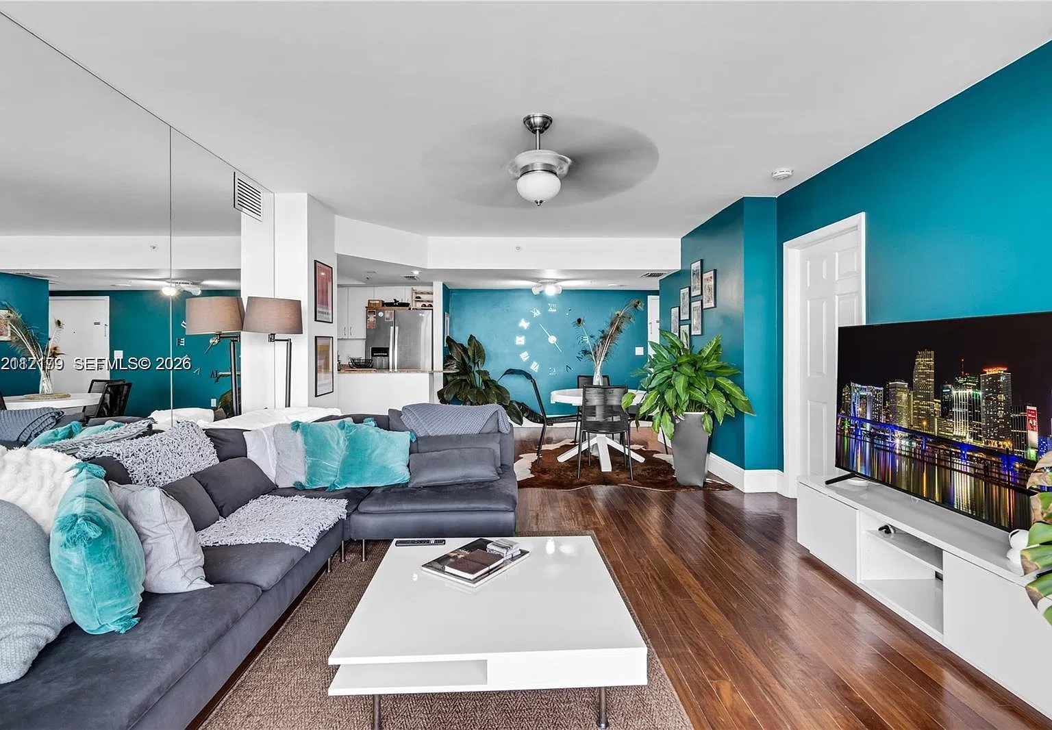 St Louis Condo — Photo 4