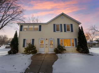 416 E 3rd St #1/2, Chaska, MN 55318