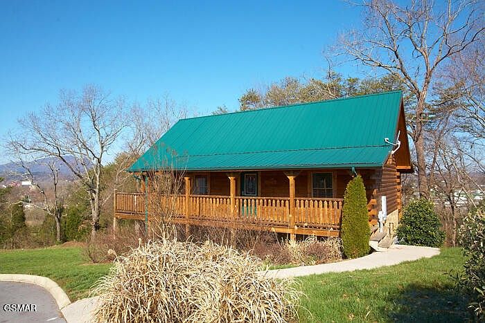 1st image of 1652 Little Cabin Loop
