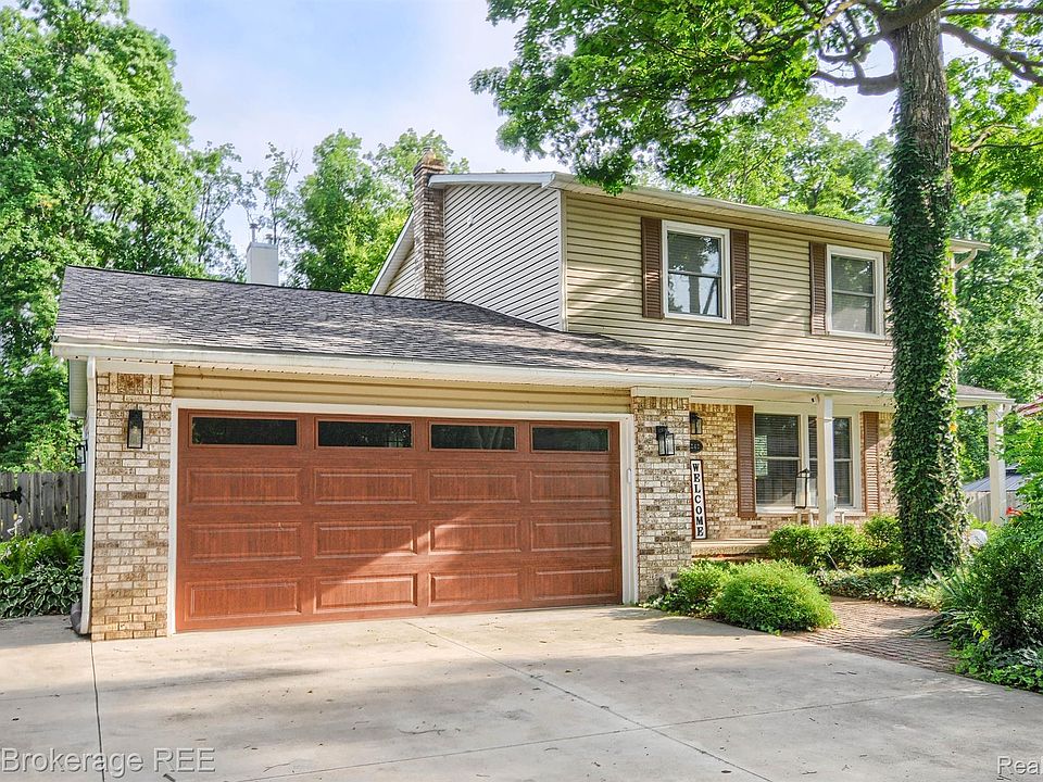 1st image of 7242 Sherwood Ln