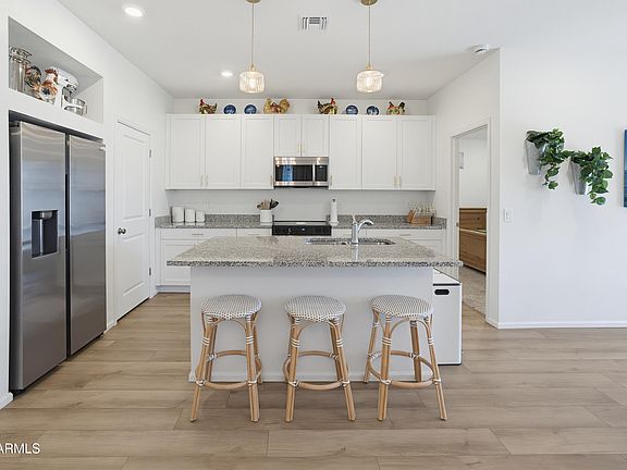 3rd image of 18018 W SAND HILLS Drive