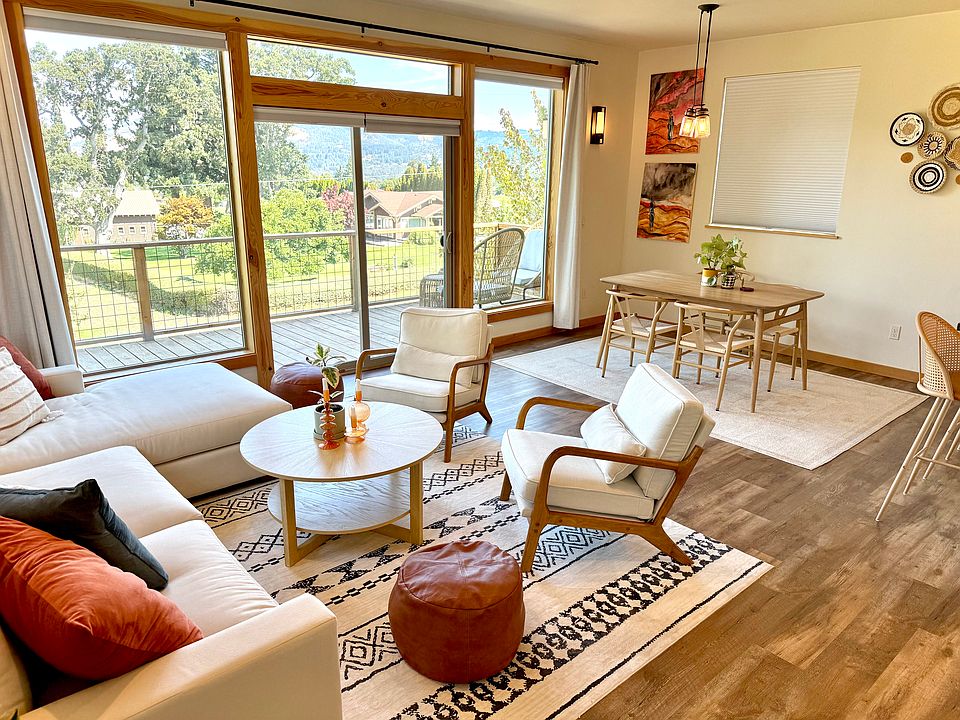 Upstairs Open Floor Plan