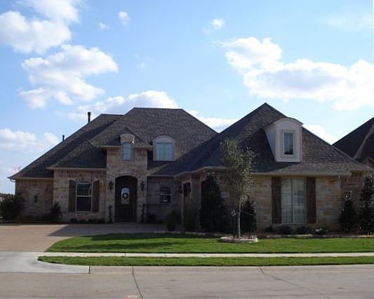 1st image of 2315 Vienna Dr