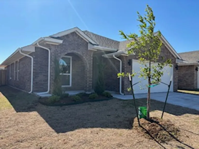 18212 Austin Ct — Photo 2