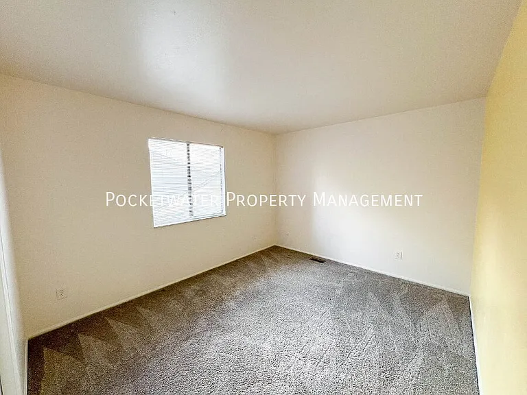 5452 Blackhawk Rd — Photo 24