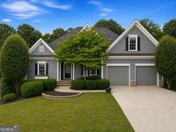 44 Fallen Oak Dr, Dallas, GA 30132