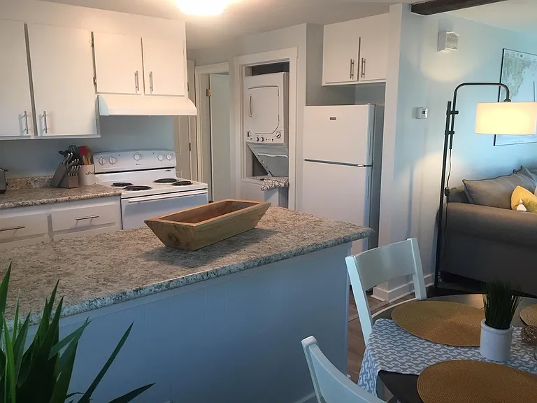 17 Sunset Ave — Photo 20