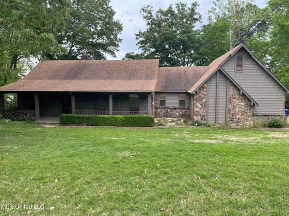 4777 Big Horn Dr N, Nesbit, MS 38651