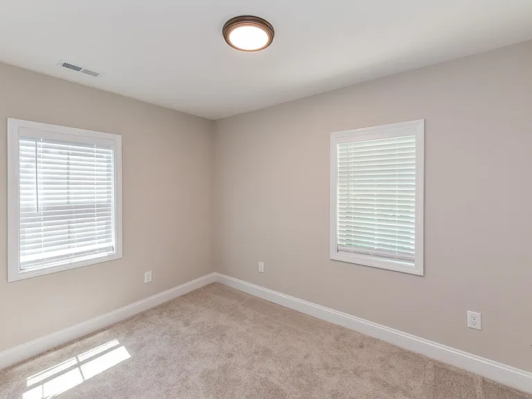 758 Tigler Ct — Photo 22